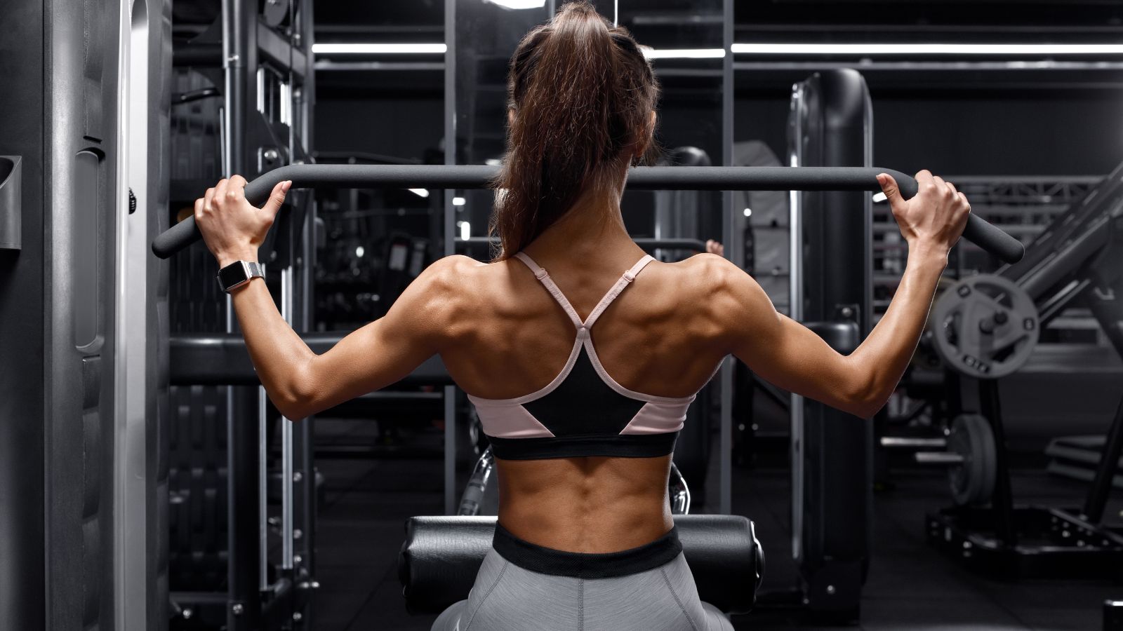 Przewodnik użytkowania sprzętu fitness – wydanie do treningu pleców