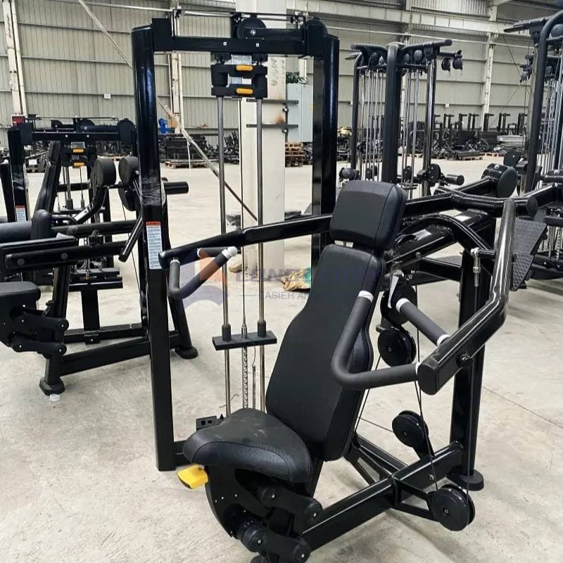 Wyciskanie ramion w pozycji siedzącej